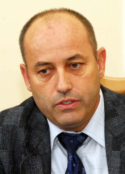 03 ionel ban_3.jpg